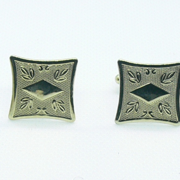 1960's Glossy Gold Cufflinks by La Mode, Cufflinks - Picture 6 of 6